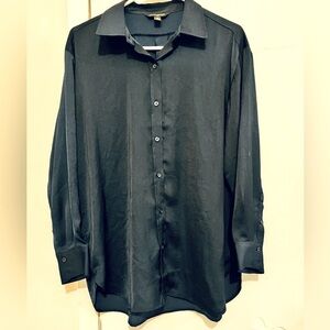 BANANA REPUBLIC Navy Long Sleeved Button Down